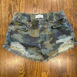 Camo We the Free shorts